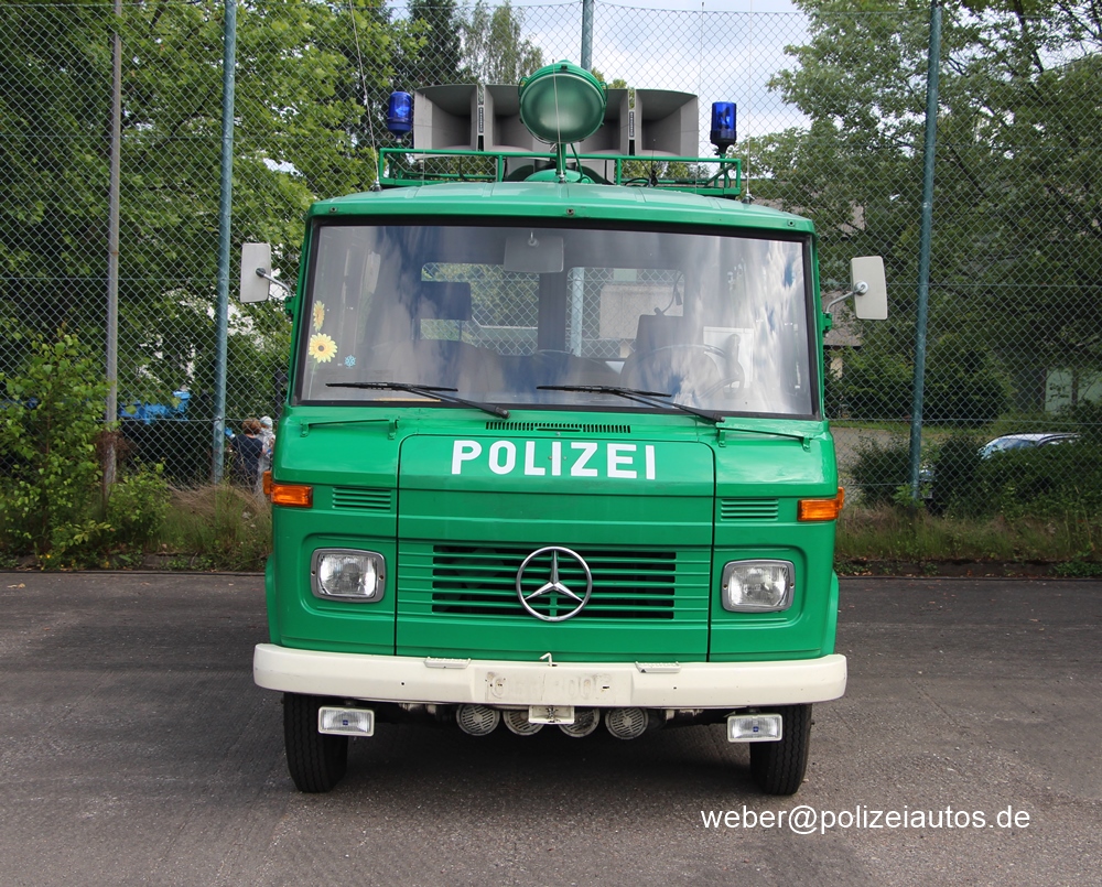 Polizeiautos De Mercedes Benz L 408G