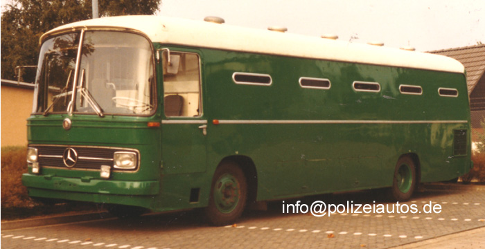 Polizeiautos De Mercedes Benz